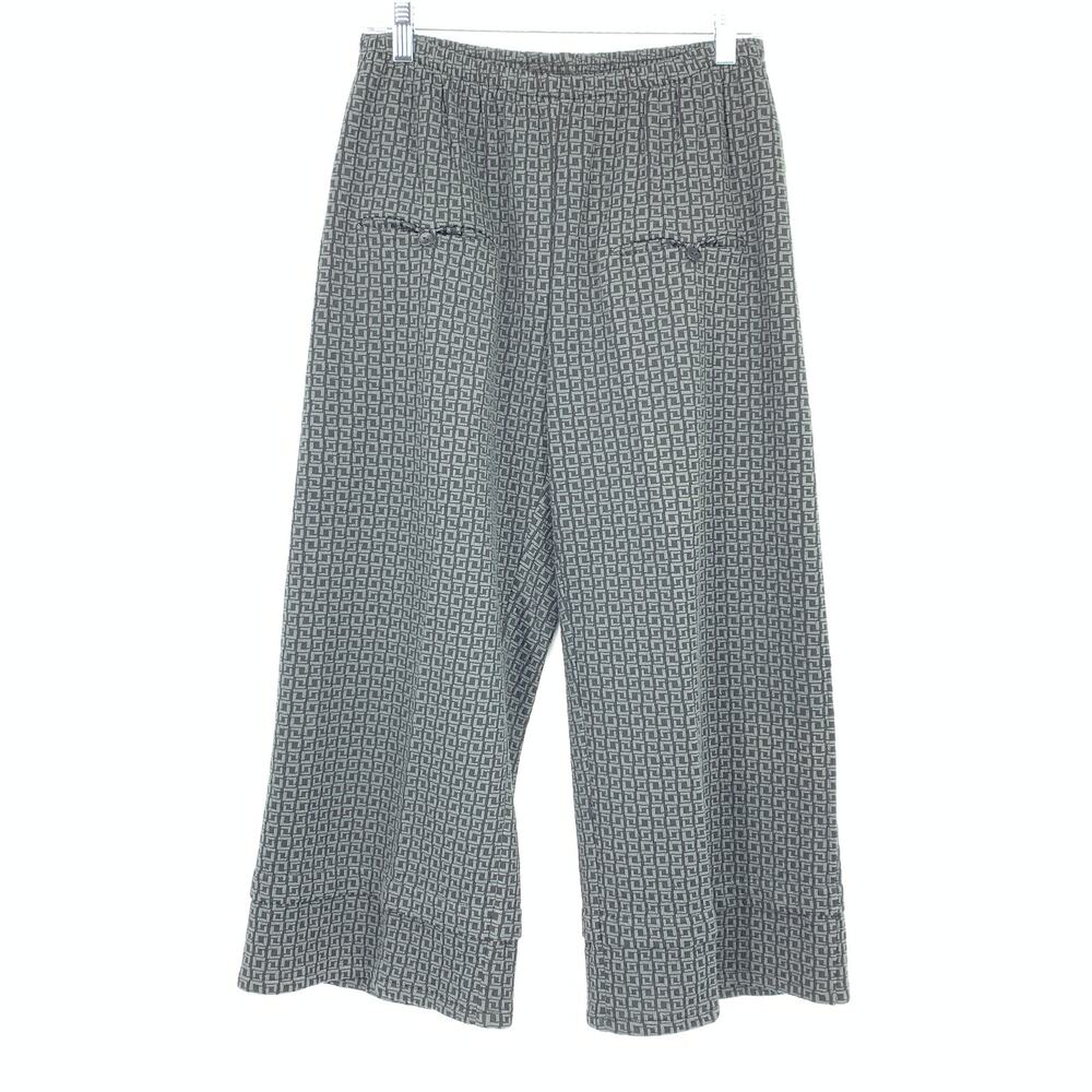 Staples Wide Leg Cropped Pull On Pants Womens Size Medium Two Tone Gray Print